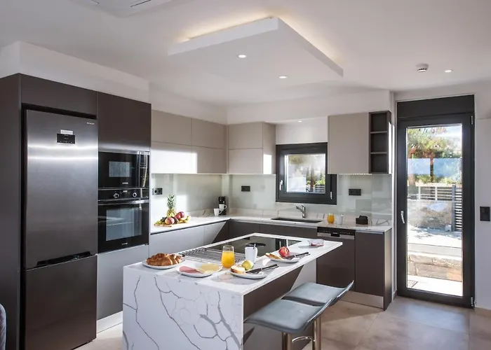 Luxury Marelina خيرسونِسوس