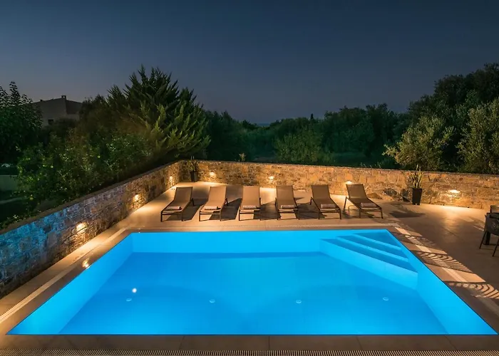 فيلة Luxury Marelina